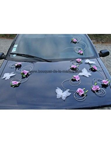 Composition voiture mariage parme orchidée argent papillons