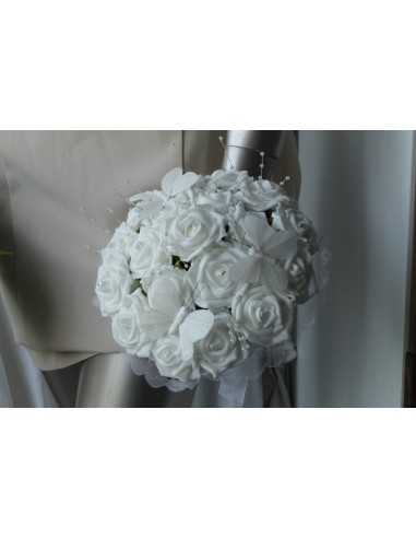 Bouquet blanc ou ivoire diamants et papillons