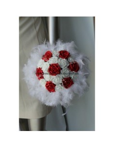 Bouquet de mariée Rond thème rouge avec roses, perles et plumes