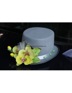 Décoration voiture mariage orchidées et cœurs gris et vert anis 2