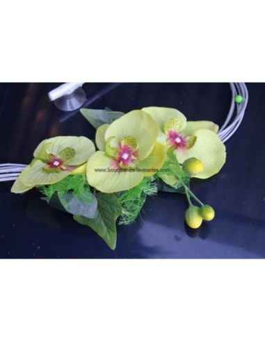 Décoration voiture mariage orchidées et cœurs gris et vert anis