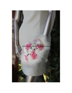 Bouquet de mariée thème ivoire et rose avec des plumes et des perles 2