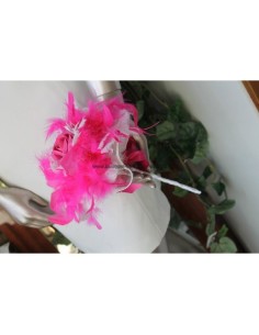 BOUQUET MARIÉE AVEC PLUMES ET PERLES COULEUR BLANC ET FUCHSIA PERLÉ 2