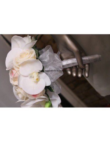 Beau Bouquet Mariage Cascade avec Orchidée Ivoire et Rose tendre