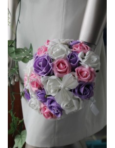 Bouquet de mariée thème parme et rose avec des perles et papillons 2