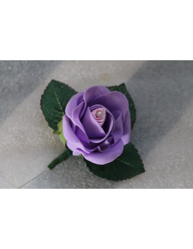 Bouquet de mariée thème parme et rose avec des perles et papillons