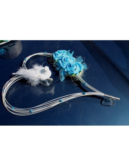 Splendide décoration de voiture de mariage thème turquoise et argent