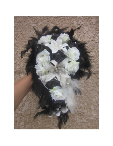 Lot: Bouquet mariée, boutonnières et bracelets noir plumes