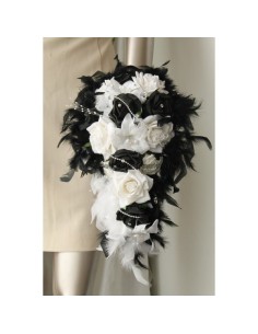 Lot: Bouquet mariée, boutonnières et bracelets noir plumes