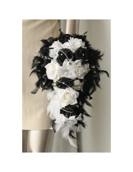 Lot: Bouquet mariée, boutonnières et bracelets noir plumes