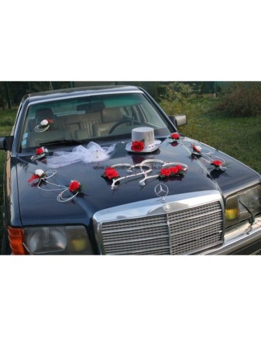 Décoration de voiture de mariage thème rouge, blanc et argent