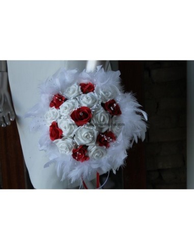 Bouquet de mariée ROND blanc et rouge avec roses, perles et  plumes