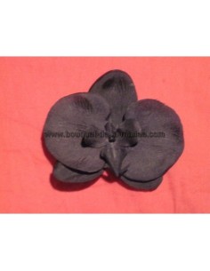 Boutonnière avec Orchidée Noire ou Blanche 2