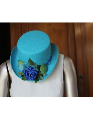 Décoration voiture mariage Chapeau voile et cœurs turquoise et bleu roi