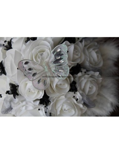 Bouquet de Mariée Rond thème noir et blanc ou ivoire papillon