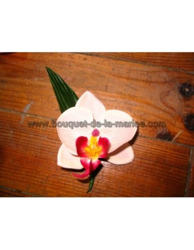 Boutonnière Mariage Orchidée pour cérémonie élégante