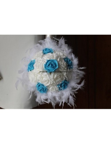 Bouquet pour mariage thème turquoise et blanc avec plumes et roses