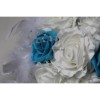Bouquet pour mariage thème turquoise et blanc avec plumes et roses