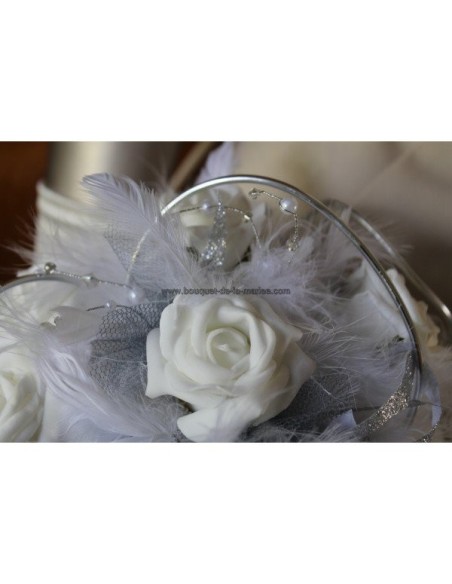 Bouquet de mariée blanc, argent avec roses, aluminium et perles