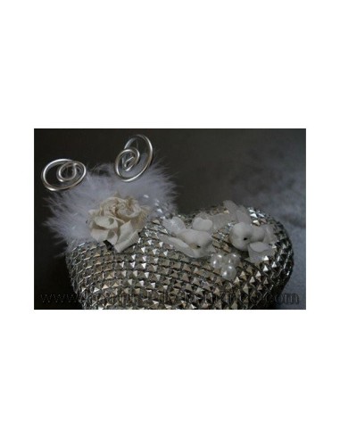 Coussin d'alliances mariage cœur blanc et argent colombes