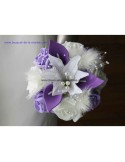 Bouquet demoiselle d\'honneur arums parme avec plumes et perles