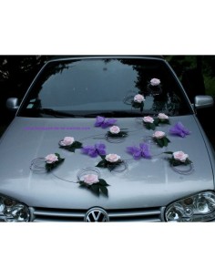 Décoration voiture mariage papillon et roses parme et rose clair