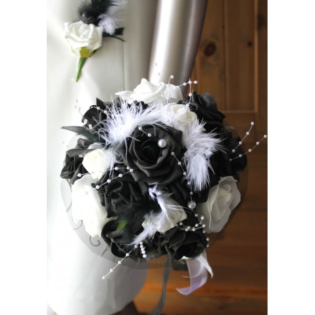 Bouquet de Mariée noir et blanc avec roses, perles, strass en PROMO