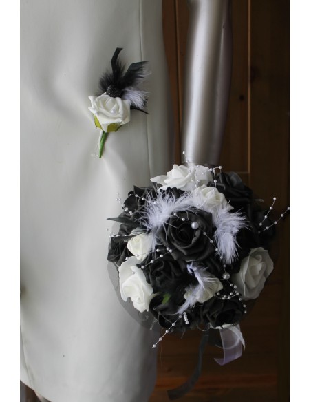 Bouquet de Mariée noir et blanc avec roses, perles, strass en PROMO