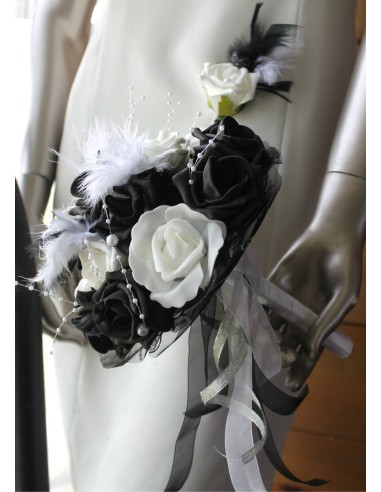 Bouquet de Mariée noir et blanc avec roses, perles, strass en PROMO