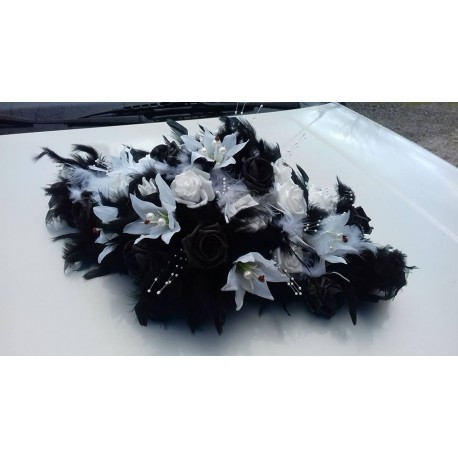 Bouquet de voiture mariage mariée noir et blanc plumes perles lys