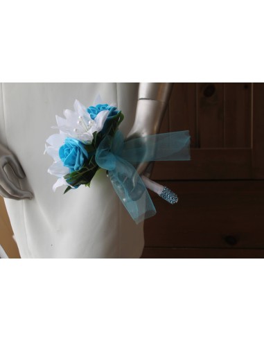 Beau Bouquet de la mariée fait avec des Lys, Roses, Tulle et Perles