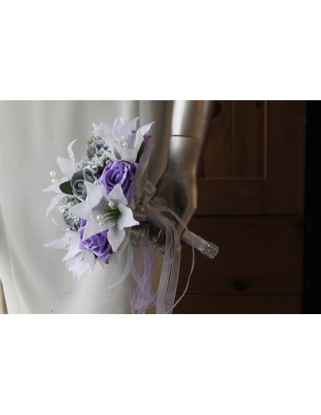 Bouquet Mariée Rond avec Lys et roses fuchsia ou parme et argent