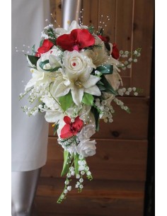 Préparatifs mariage: choisissez un Majestueux Bouquet mariage Cascade Orchidée Rouge ou Bordeaux