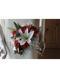 Bouquet de Mariée Exceptionnel avec des roses, lys, perles, gemmes 2