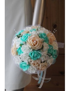 Bouquet de mariage pastel verte menthe et champagne perlé
