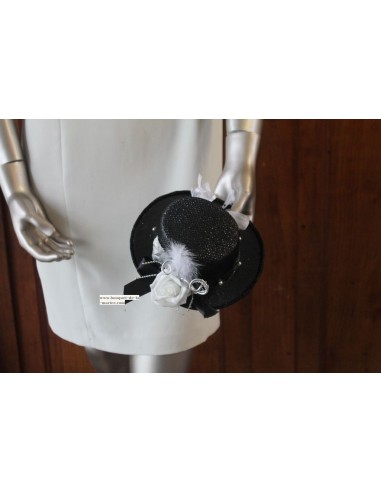 Coussin d'alliances mariage chapeau haut de forme noir et blanc