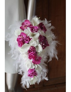 Bouquet Mariée, boutonnière, coussin d'alliance et cœurs de voiture 2