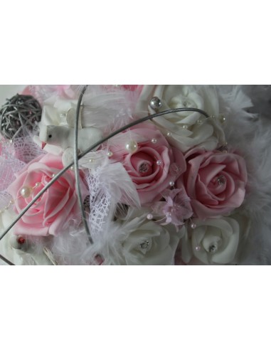 Bouquet Mariée Blanc et Rose plumes, rotin, colombes!