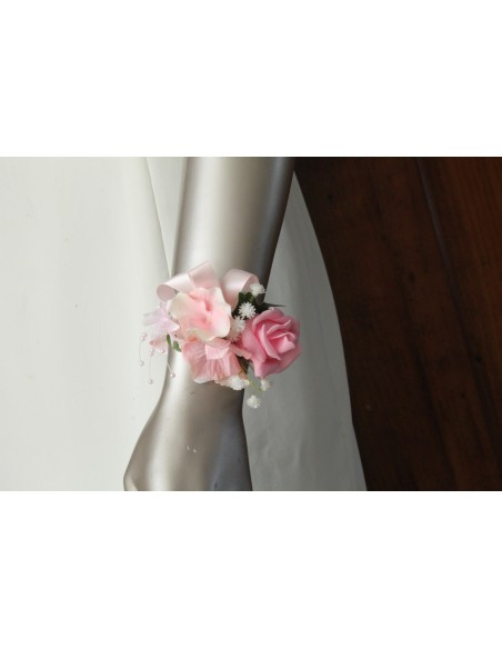 Bracelet de fleurs mariage rose hortensia rose clair