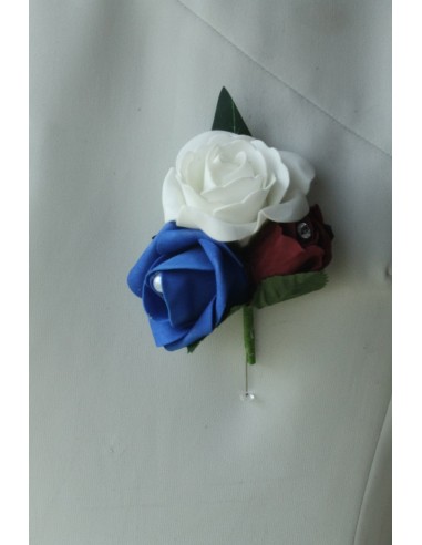 Bouquet Mariage Cascade thème bleu, bordeaux avec de belles roses