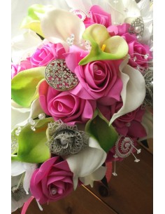 Bouquet Mariée tombant BIJOUX vert anis et fuchsia 2