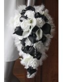 Bouquet de Mariée Cascade avec des Arums noir