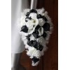 Lot bouquet et 3 boutonnières arums noir et blanc