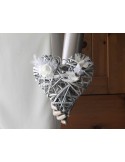 Coussin d\'alliances mariage cœur blanc et argenté colombes
