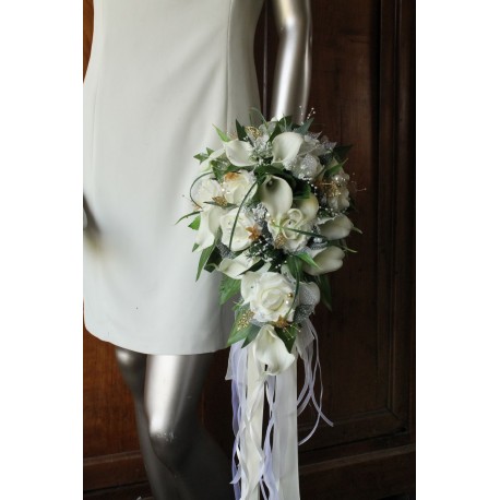BEAU Bouquet de Mariée tombant  thème Arums blanc et Or