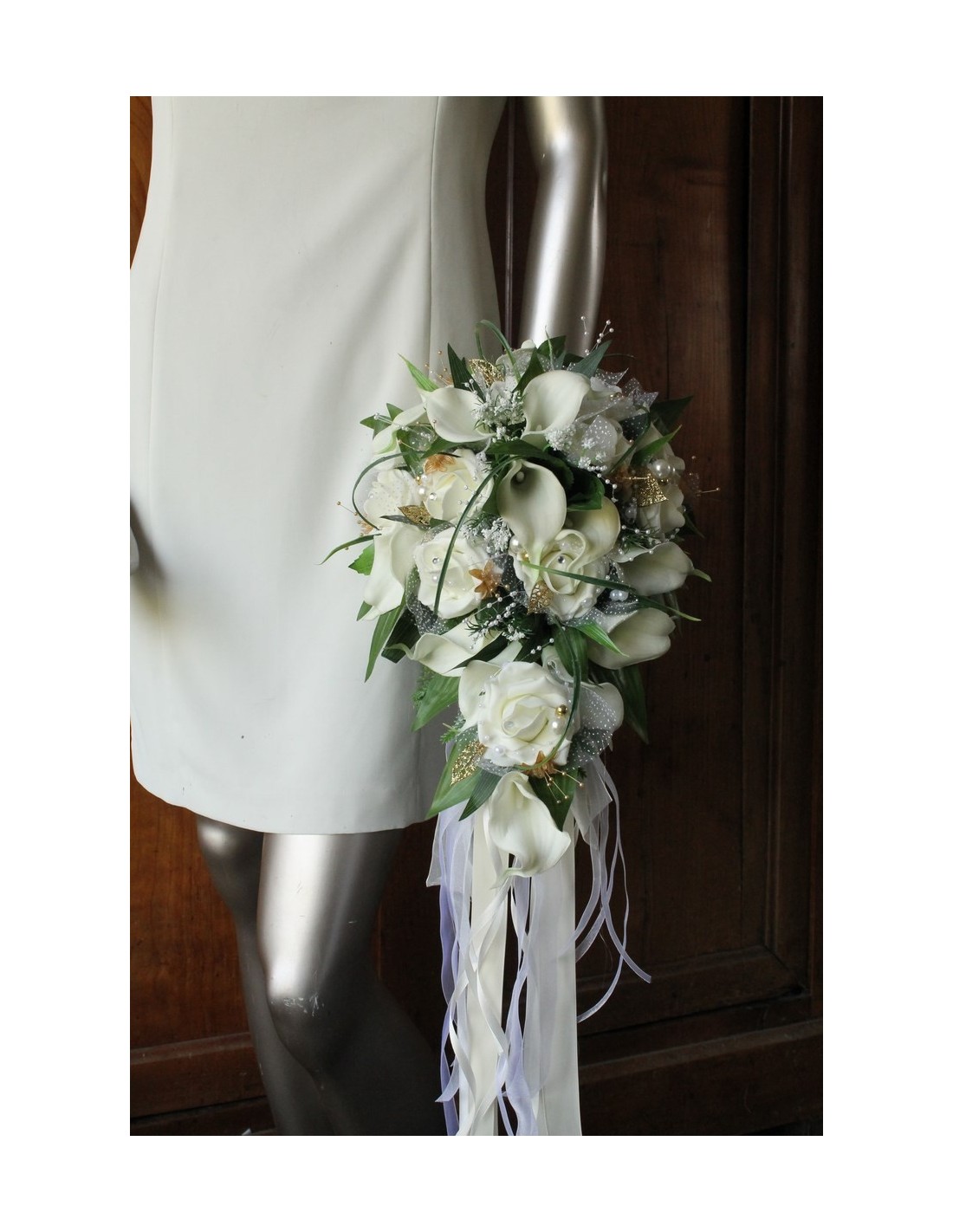 BEAU Bouquet de Mariée tombant thème Arums blanc et Or