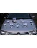 Décoration voiture mariage orchidées coeurs chapeau et voile gris argenté et blanc
