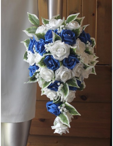 Bouquet de mariée cascade Mariage thème bleu roi et blanc