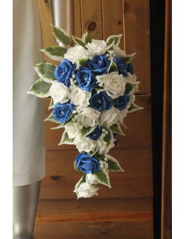 Bouquet de mariée cascade Mariage thème bleu roi et blanc