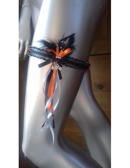 Bouquet de Mariée et Jarretière Mariage thème Harley Davidson Bouquet de Mariée et Jarretière Mariage thème Harley Davidson